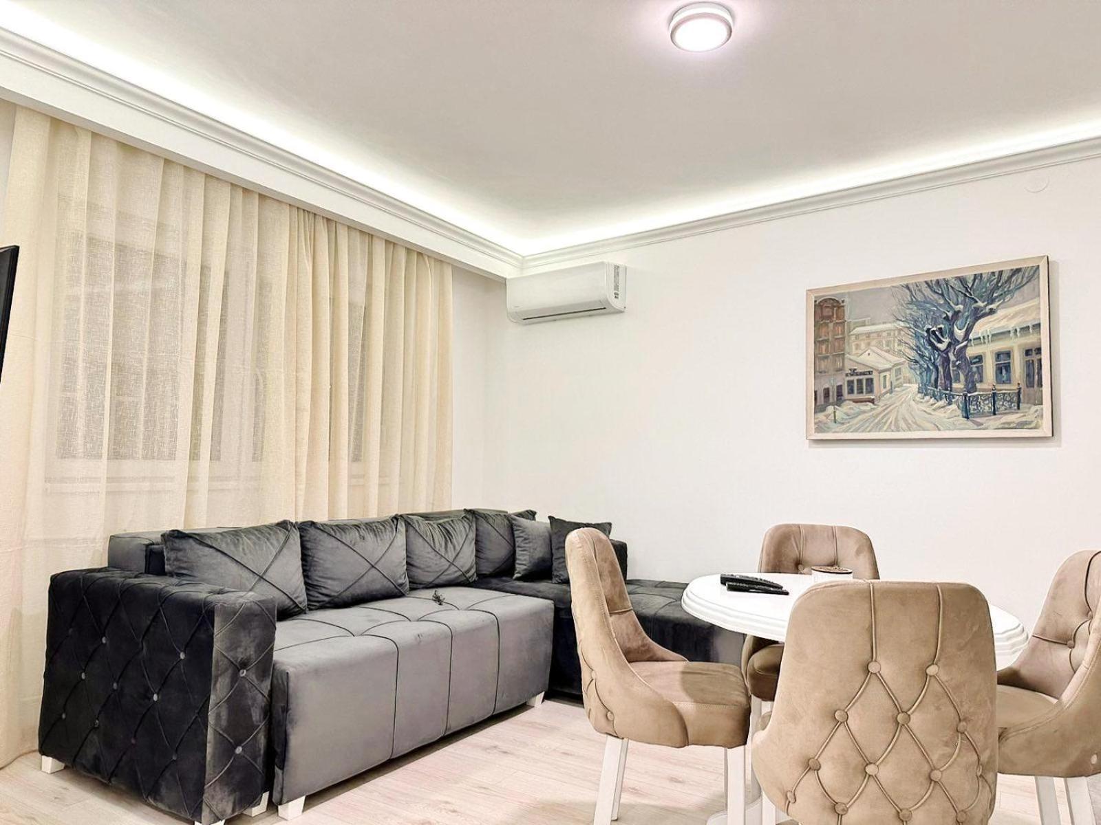 Modern Central Apartments Renovated Belgrado Buitenkant foto